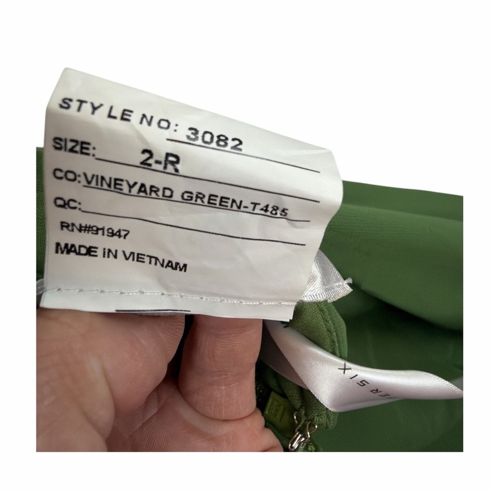 Vivian Diamon Dessy Collection Backless/Strappy Vineyard Green Chiffon Dress - Picture 8 of 8